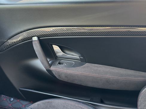 Used 2017 Maserati GranTurismo Sport image 15