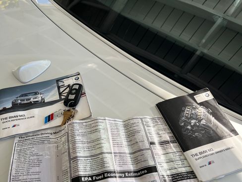 Used 2012 BMW M3 Convertible image 19