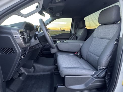 Used 2025 Ford F150 XL image 12