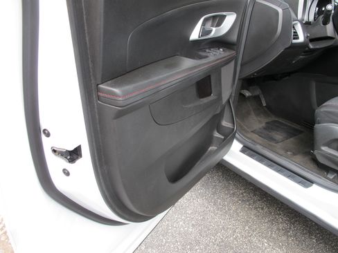 Used 2011 Chevrolet Equinox LT w/ Driver Convenience Package image 11