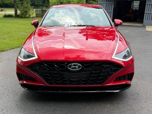 Used 2021 Hyundai Sonata SEL FWD image 2