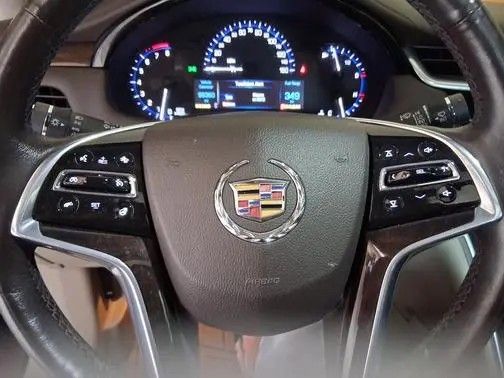 Used 2015 Cadillac XTS Luxury w/ Driver Awareness Package FWD image 11