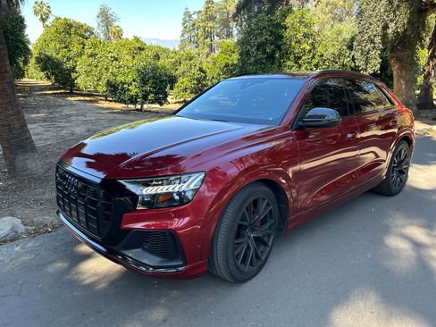 Used 2023 Audi SQ8 Prestige image 9