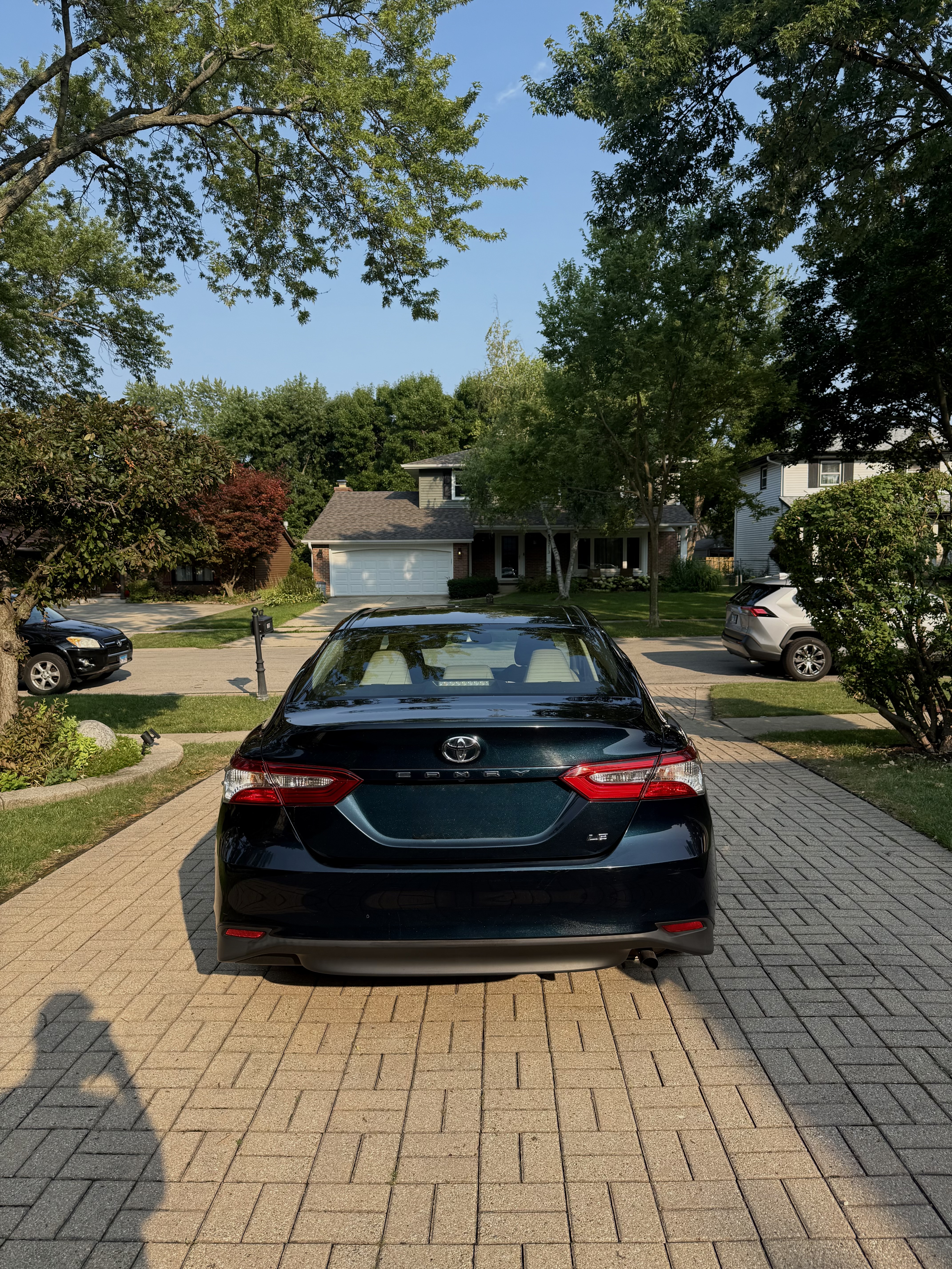 Used 2018 Toyota Camry LE w/ Convenience Package FWD image 6