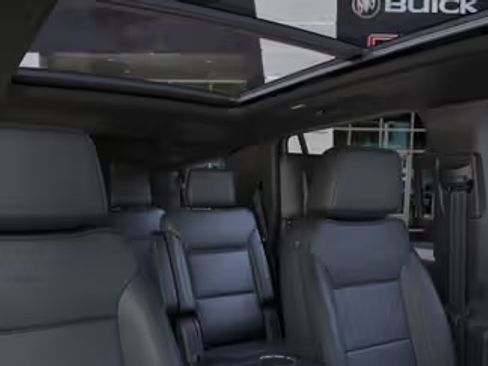 Used 2025 GMC Yukon Denali w/ Denali Reserve Package AWD/4WD image 8