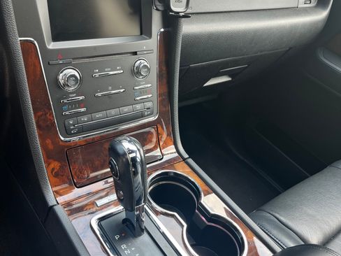 Used 2015 Lincoln Navigator L 2WD image 13