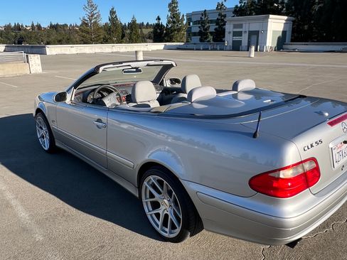 Used 2000 Mercedes-Benz CLK 320 CLK 320 Cabriolet 2D image 8