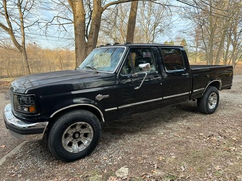 Used 1996 Ford F250 2WD Crew Cab image 1