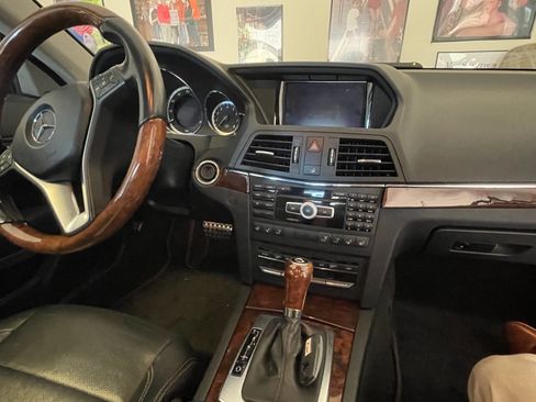 Used 2012 Mercedes-Benz E 350 Cabriolet image 13