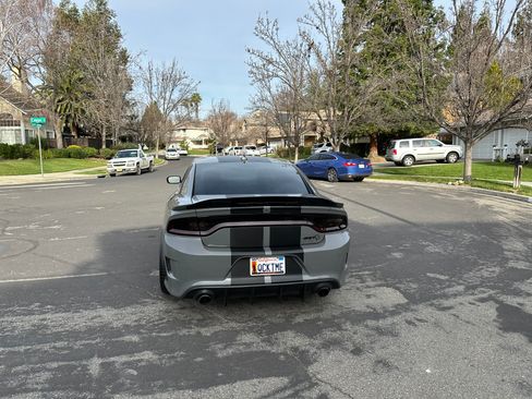 Used 2017 Dodge Charger SRT Hellcat w/ Harman/Kardon Audio Group image 2