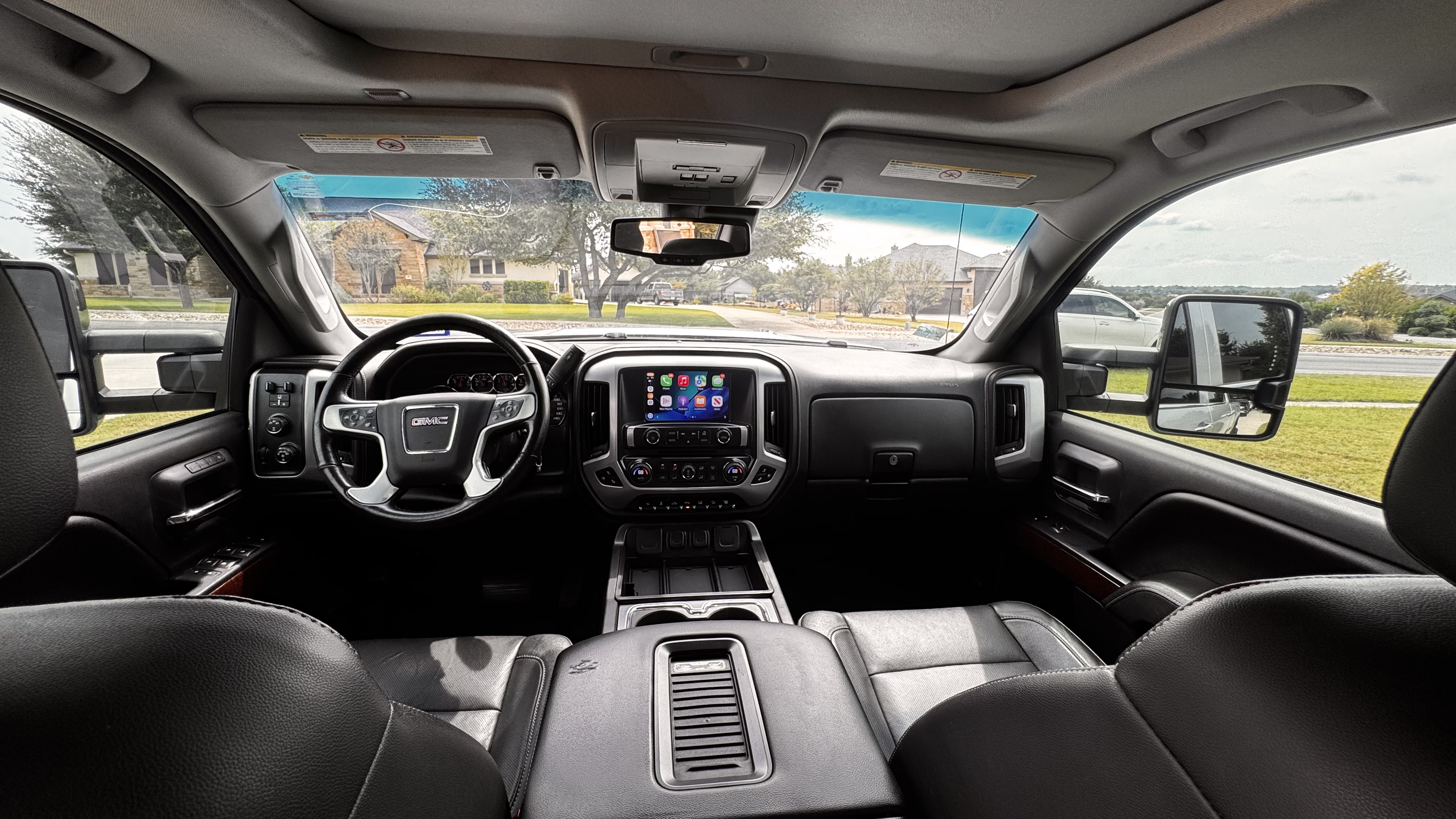 Used 2016 GMC Sierra 2500 SLT w/ Duramax Plus Package AWD/4WD image 10