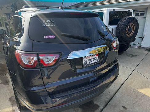 Used 2015 Chevrolet Traverse LT image 6