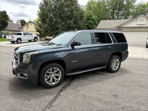 Used 2019 GMC Yukon SLT AWD/4WD image 1