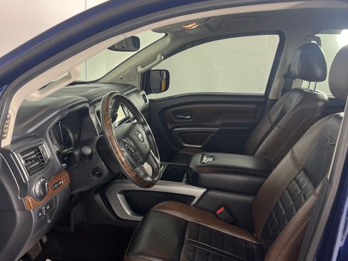 Used 2018 Nissan Titan Platinum Reserve RWD image 1