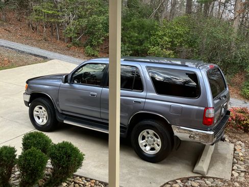 Used 1997 Toyota 4Runner SR5 image 8