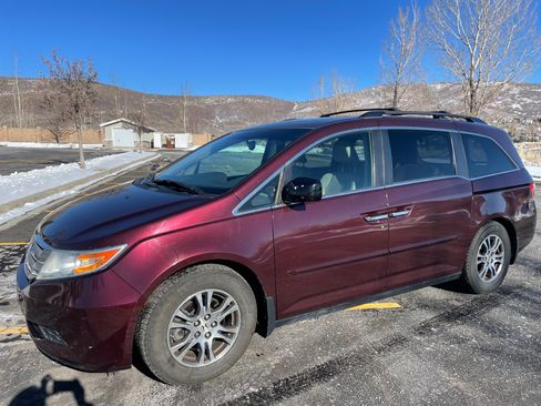 Used 2013 Honda Odyssey EX-L image 2