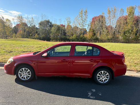Used 2010 Chevrolet Cobalt LT image 1