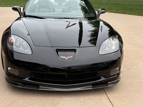 Used 2010 Chevrolet Corvette Grand Sport w/ Preferred Equipment Group RWD image 19