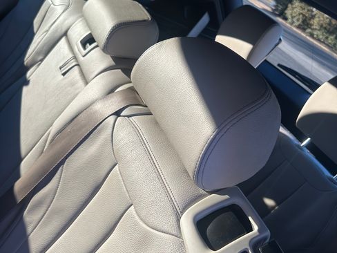 Used 2018 BMW X5 xDrive35i w/ Executive Package image 22