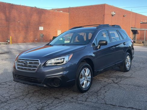 Used 2016 Subaru Outback 2.5i image 2