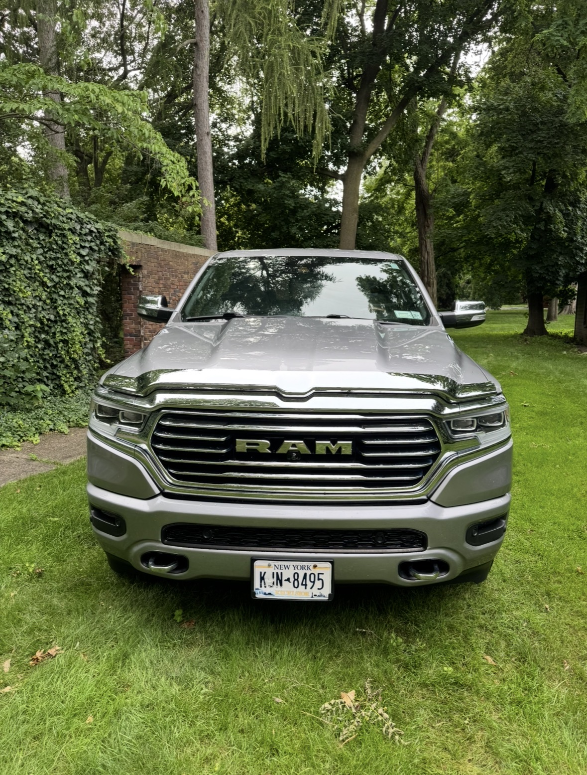 Used 2019 RAM 1500 Laramie Longhorn AWD/4WD image 2