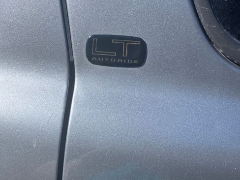 Used 2002 Chevrolet Tahoe LT image 8