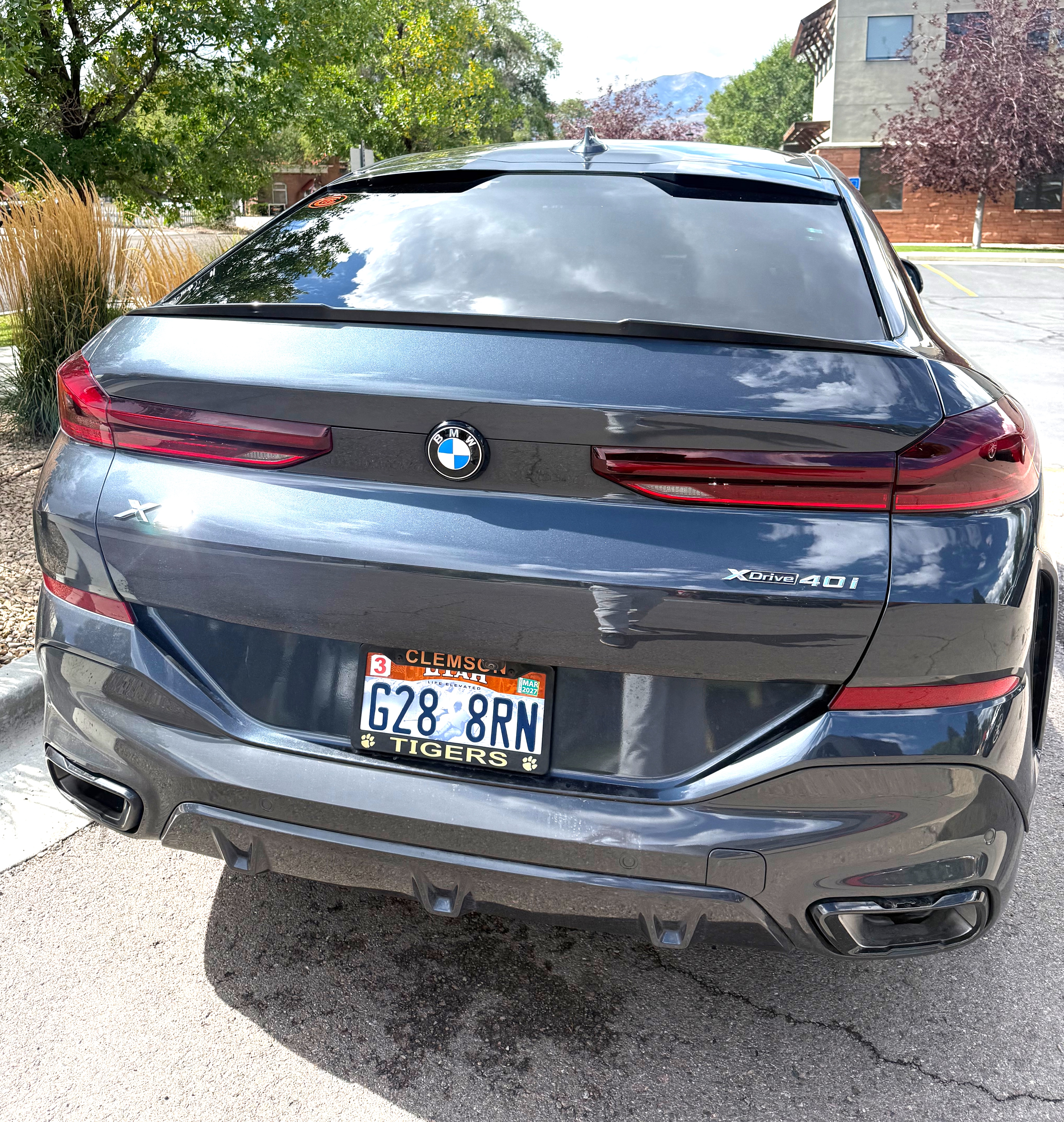 Used 2022 BMW X6 xDrive40i w/ Executive Package AWD/4WD image 6