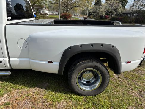 Used 2005 Dodge Ram 3500 Truck SLT w/ Light Group RWD image 4
