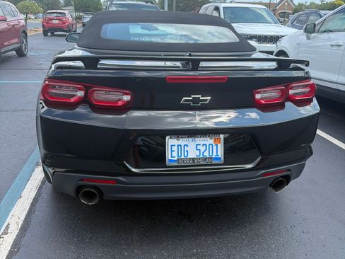 Used 2022 Chevrolet Camaro LT w/ Technology Package RWD image 10