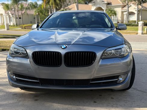 Used 2011 BMW 535i Sedan image 4