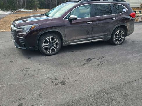 Used 2023 Subaru Ascent Touring image 11
