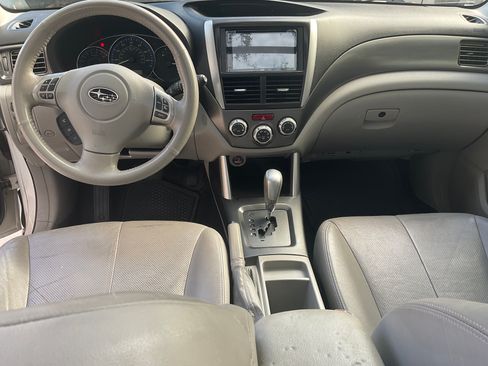 Used 2011 Subaru Forester 2.5X Limited image 2