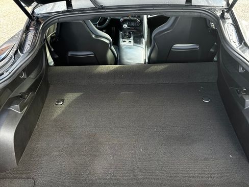 Used 2015 Chevrolet Corvette Z06 w/ 3LZ Preferred Equipment Group image 15