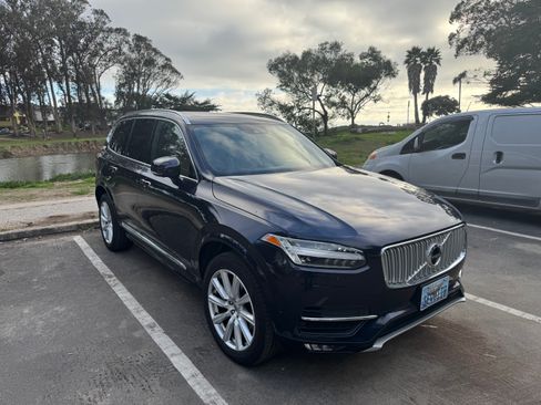 Used 2016 Volvo XC90 T6 Inscription w/ Vision Package image 2