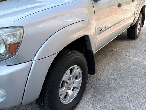 Used 2007 Toyota Tacoma PreRunner RWD image 12