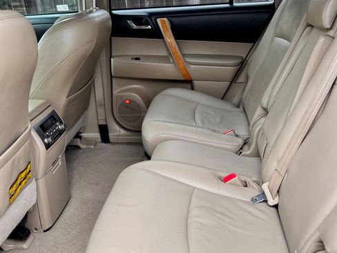 Used 2009 Toyota Highlander Limited image 12