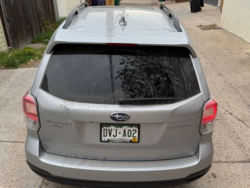 Used 2018 Subaru Forester 2.5i Premium AWD/4WD image 6