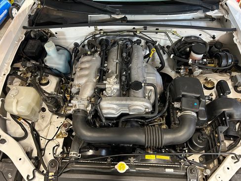 Used 2001 MAZDA MX-5 Miata RWD image 20