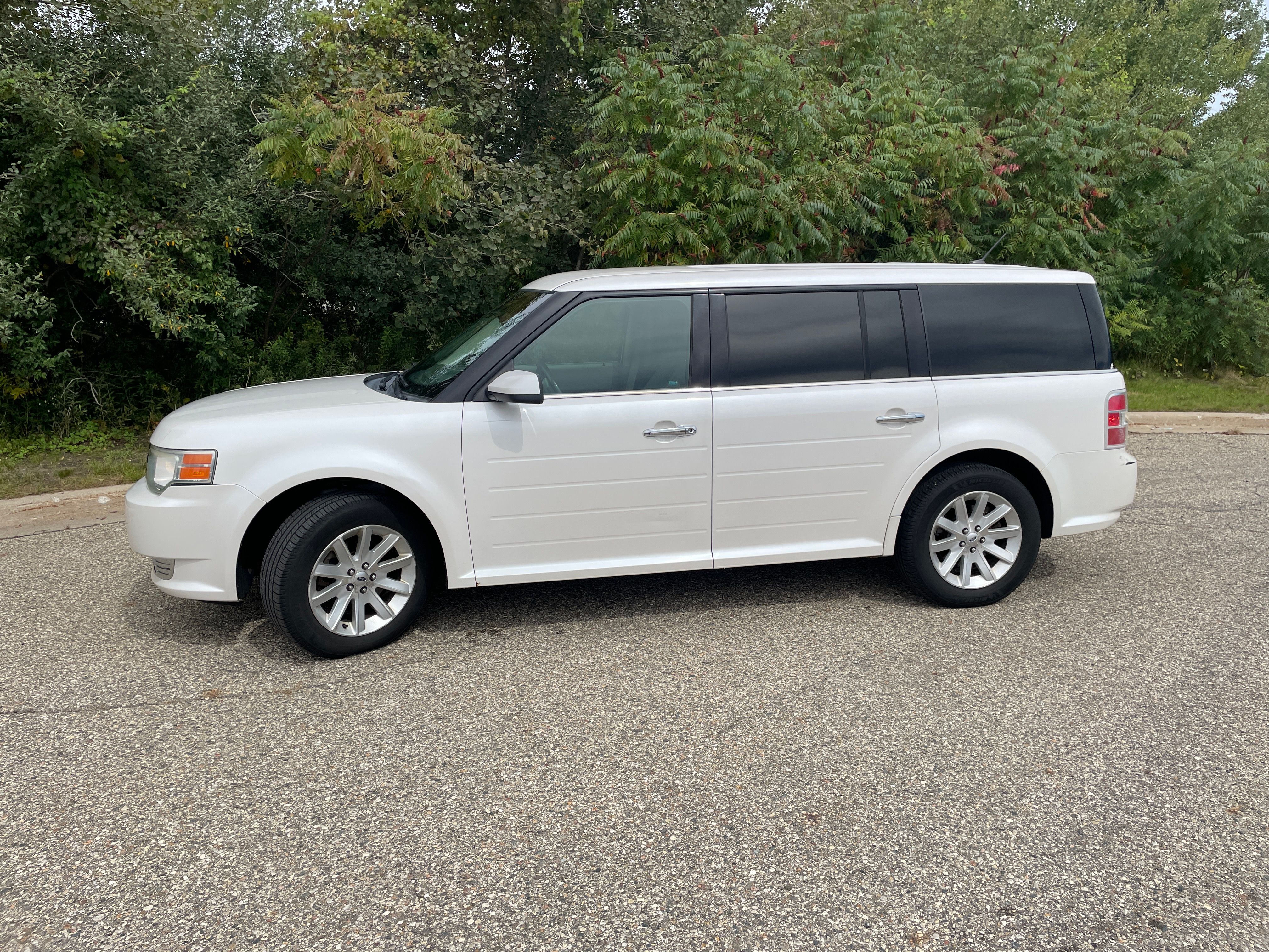 Used 2012 Ford Flex SEL w/ Equipment Group Order Code AWD/4WD image 1