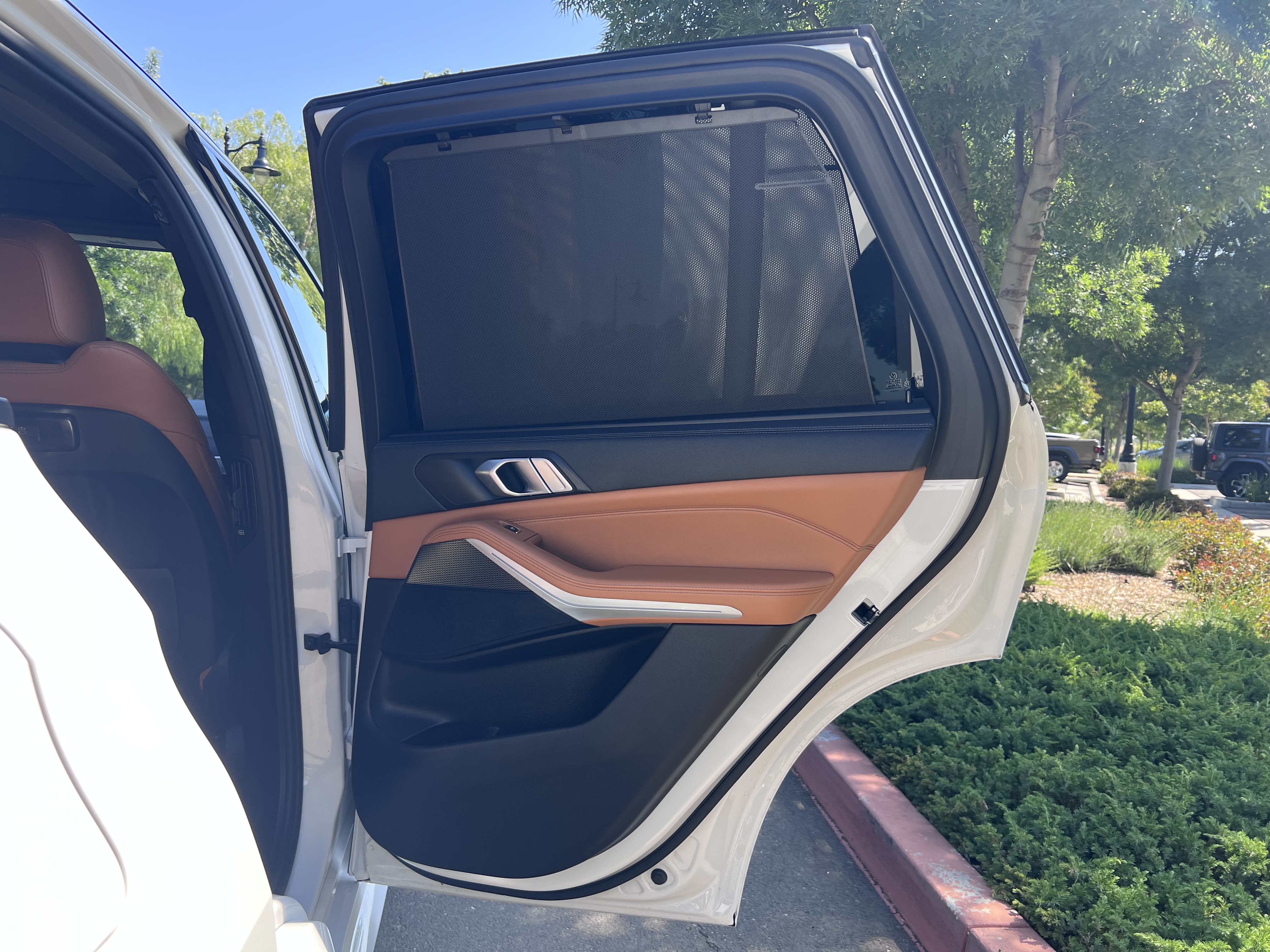 Used 2021 BMW X5 xDrive45e w/ M Sport Package AWD/4WD image 21