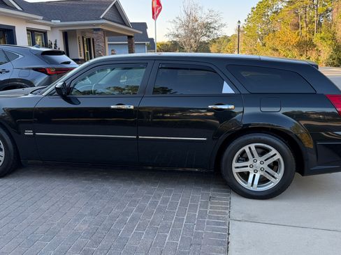 Used 2005 Dodge Magnum R/T w/ Convenience Group II image 5