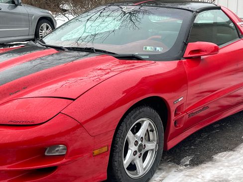 Used 1998 Pontiac Firebird Formula w/ Security Pkg image 11