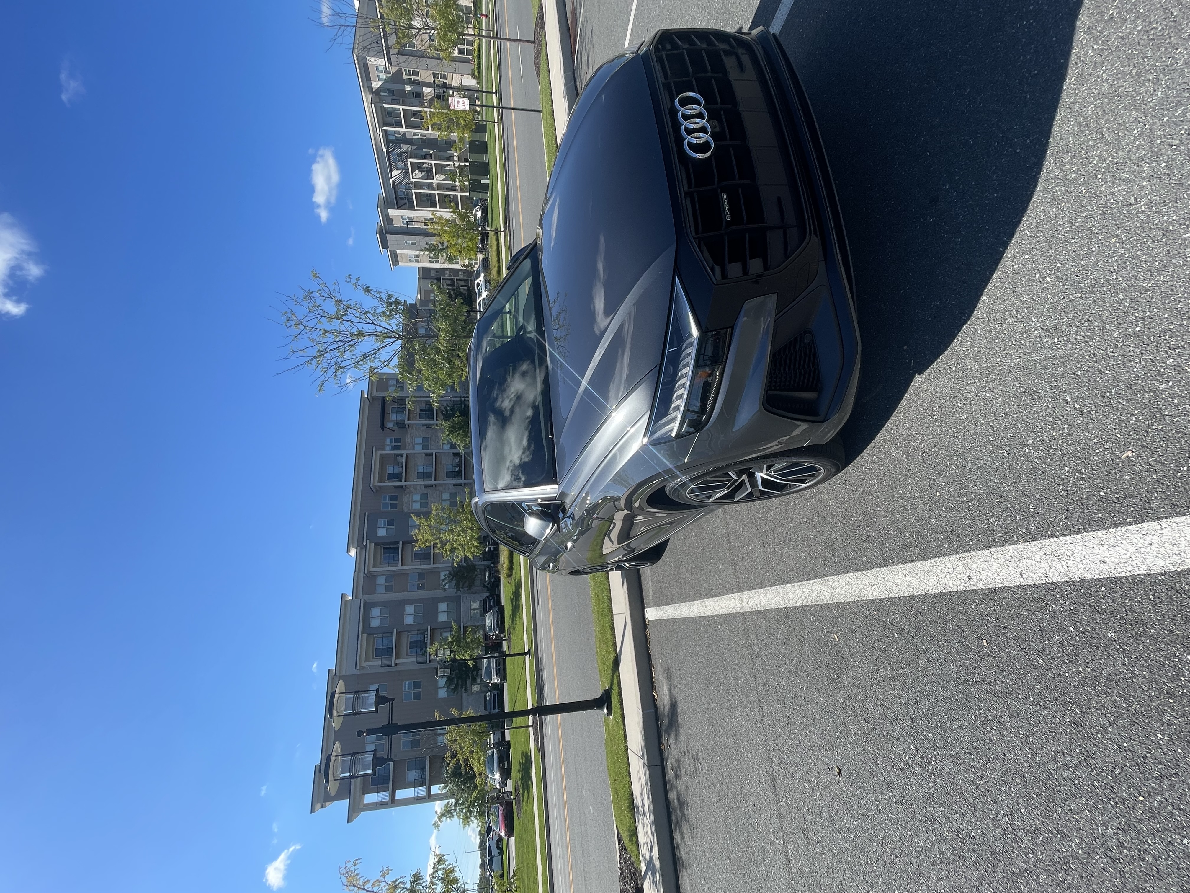 Used 2020 Audi Q8 Premium Plus w/ Premium Plus Package AWD/4WD image 22