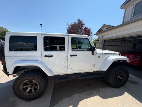 Used 2018 Jeep Wrangler Unlimited Sport AWD/4WD image 4