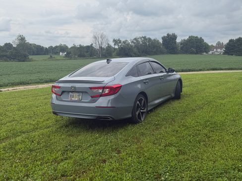 Used 2022 Honda Accord Sport image 10