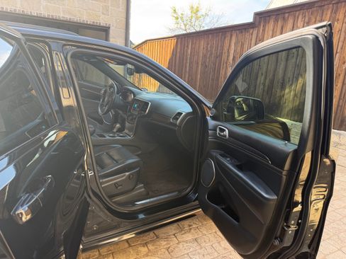 Used 2018 Jeep Grand Cherokee High Altitude image 19