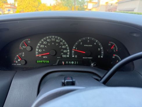 Used 2002 Ford F150 4x4 SuperCrew image 12