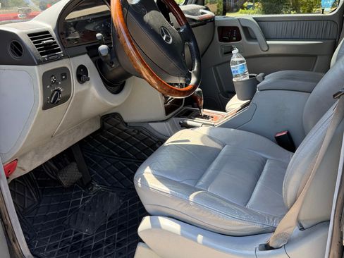 Used 2002 Mercedes-Benz G 500 image 11