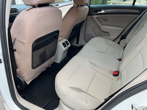 Used 2018 Volkswagen Golf S AWD/4WD image 13