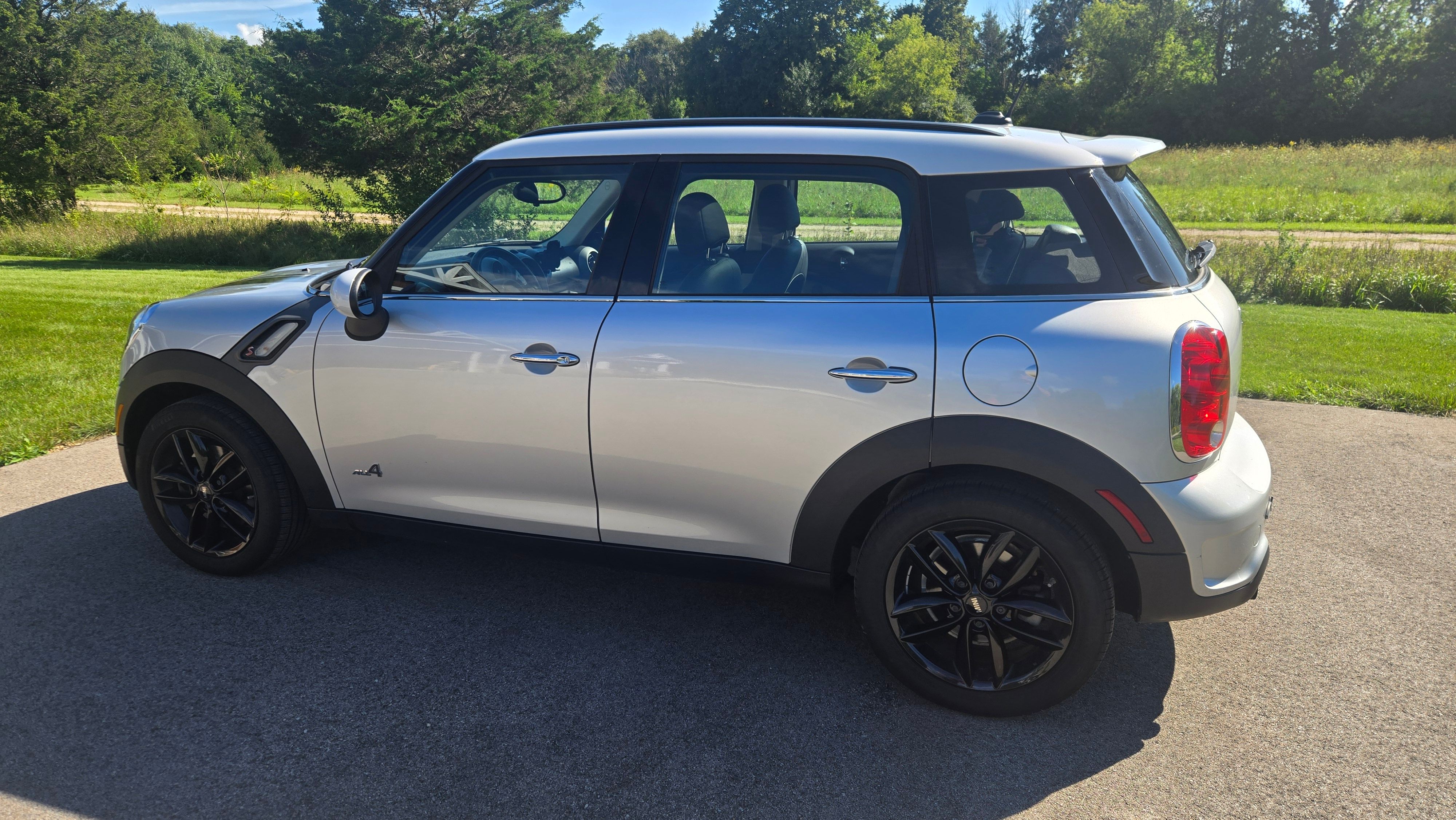 Used 2012 MINI Cooper Countryman S AWD/4WD image 2